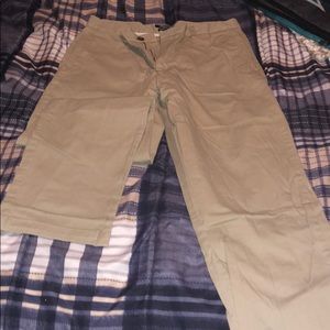 Khakis Croft’s Borrow
